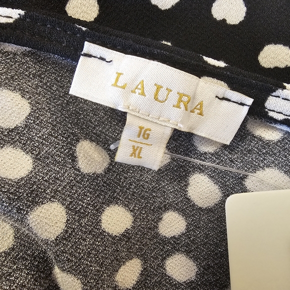 Black and White Laura Long Sleeve Dot Print Top - Picture 3 of 8